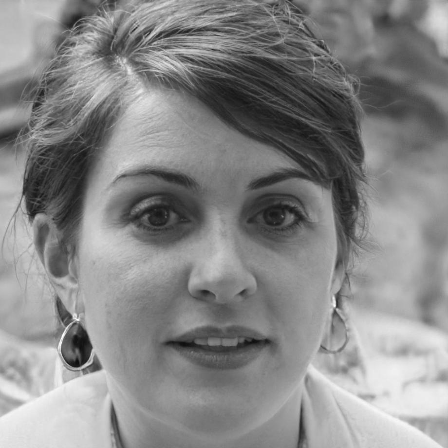 Portrait von Emilia Voss